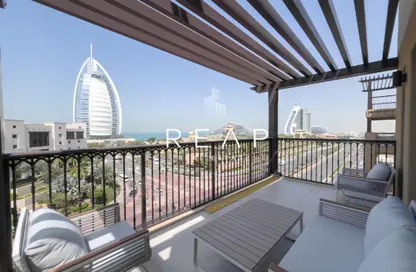 Apartment - 4 Bedrooms - 5 Bathrooms for sale in Lamtara 1 - Madinat Jumeirah Living - Umm Suqeim - Dubai