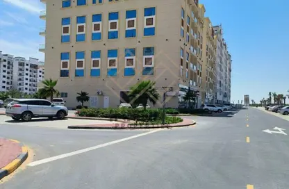 شقة - غرفة نوم - 2 حمامات للبيع في قرية الاميرة - الياسمين - عجمان