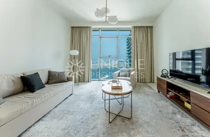 Apartment - 1 Bedroom - 1 Bathroom for sale in Marina Vista - EMAAR Beachfront - Dubai Harbour - Dubai