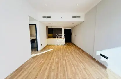 Apartment - 1 Bedroom - 2 Bathrooms for rent in Chaimaa Avenue 2 - Chaimaa Avenue Residences - Jumeirah Village Circle - Dubai