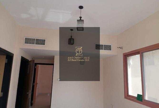 Apartment For Rent In Corniche Ajman