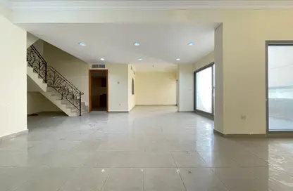 دوبلكس - 3 غرف نوم - 3 حمامات للايجار في الخالدية - أبوظبي