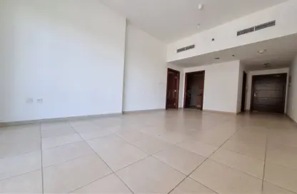شقة - غرفة نوم - 2 حمامات للايجار في مساكن مجتمع البلوط - مدينة دبي للإنتاج (اي ام بي زد) - دبي