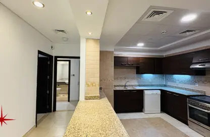 Apartment - 2 Bedrooms - 2 Bathrooms for rent in Latifa Tower - Sheikh Zayed Road - Dubai