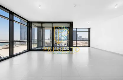 Apartment - 4 Bedrooms - 5 Bathrooms for sale in Canal Residence - Al Reem Island - Abu Dhabi