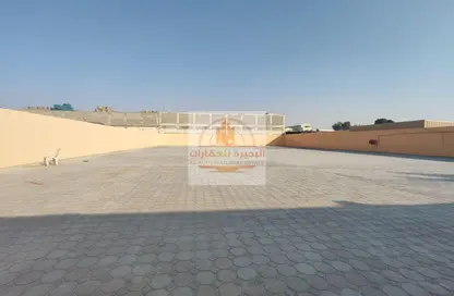 أرض - استوديو للايجار في الصجعة الصناعية - آلصجعه - الشارقة