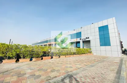 سكن عمال - استوديو - 8 حمامات للايجار في م-40 - مصفح الصناعية - مصفح - أبوظبي