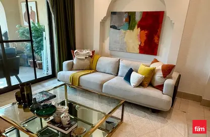 شقة - غرفة نوم - 2 حمامات للايجار في التاجر ريزيدنس - جزيرة المدينة القديمة - دبي وسط المدينة - دبي