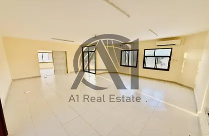 Apartment - 3 Bedrooms - 4 Bathrooms for rent in Al Jimi - Al Ain