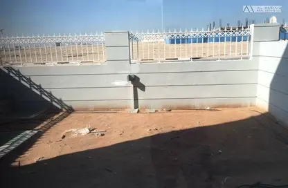 فيلا - 4 غرف نوم - 5 حمامات للايجار في دريمز - الفرجان - دبي