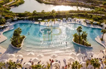 Apartment - 2 Bedrooms - 3 Bathrooms for sale in Golf Gate - DAMAC Hills - Dubai