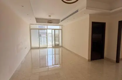 Apartment - 3 Bedrooms - 3 Bathrooms for rent in Al Rawda 2 - Al Rawda - Ajman