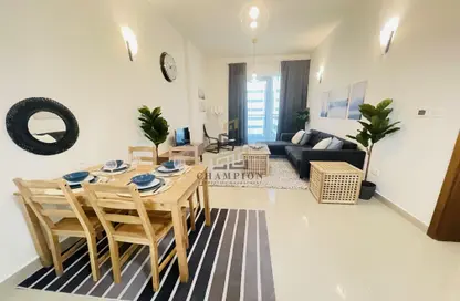 Living / Dining Room image for: Apartment - 1 Bedroom - 2 Bathrooms for rent in Al Jimi Avenue - Al Khalidiya - Abu Dhabi, Image 1
