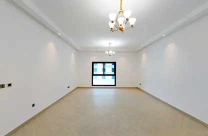 Apartment - Studio - 1 Bathroom for rent in Al Hudaiba Mall - Al Hudaiba - Al Satwa - Dubai