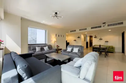 Apartment - 1 Bedroom - 1 Bathroom for sale in Executive Tower B - Executive Towers - Business Bay - Dubai