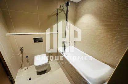 Apartment - 2 Bedrooms - 3 Bathrooms for sale in Julfar Residence - City Of Lights - Al Reem Island - Abu Dhabi