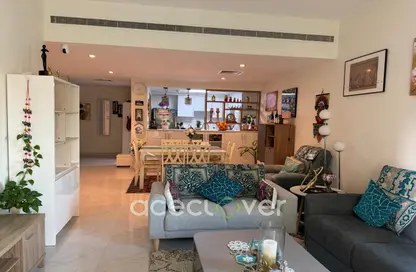 Apartment - 2 Bedrooms - 2 Bathrooms for rent in Al Arta 2 - Al Arta - Greens - Dubai
