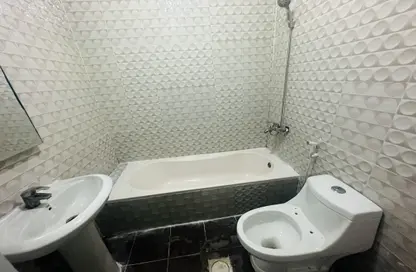 Bathroom image for: Villa - 1 Bathroom for rent in Al Mushrif Villas - Al Mushrif - Abu Dhabi, Image 1