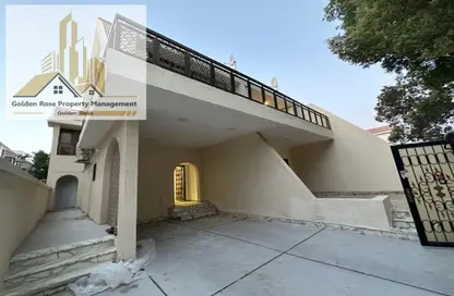 Villa - 4 Bedrooms - 5 Bathrooms for rent in Al Khalidiya - Abu Dhabi