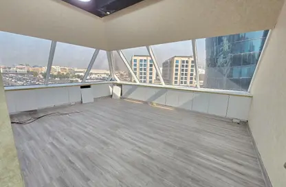 Office Space - Studio - 2 Bathrooms for rent in Pyramid Centre - Oud Metha - Bur Dubai - Dubai
