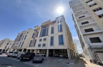 شقة - غرفة نوم - 2 حمامات للبيع في قرية الاميرة - الياسمين - عجمان
