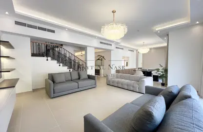 Villa - 4 Bedrooms - 5 Bathrooms for rent in Nad Al Sheba Villas - Nad Al Sheba 3 - Nad Al Sheba - Dubai