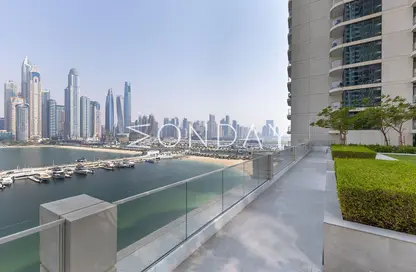 Apartment - 2 Bedrooms - 2 Bathrooms for rent in Marina Vista - EMAAR Beachfront - Dubai Harbour - Dubai