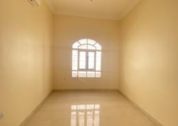 Apartment - 2 bedrooms - 3 bathrooms for rent in Al Dafeinah - Asharej - Al Ain