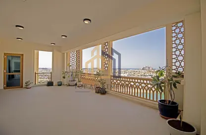Terrace image for: Apartment - 3 Bedrooms - 5 Bathrooms for rent in Marina Residences 2 - Marina Residences - Palm Jumeirah - Dubai, Image 1