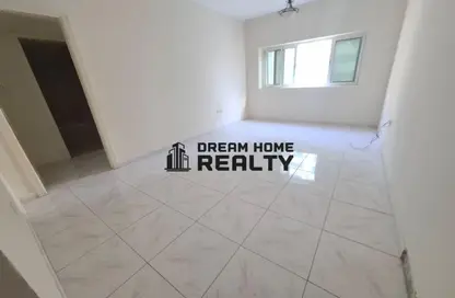 Apartment - 1 Bedroom - 2 Bathrooms for rent in Al Khan 5 building - Al Khan - Sharjah