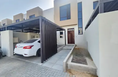 Villa - 2 Bedrooms - 4 Bathrooms for rent in Nasma Residence - Al Tai - Sharjah