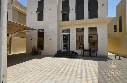Villa - 3 Bedrooms - 5 Bathrooms for rent in Al Yasmeen 1 - Al Yasmeen - Ajman