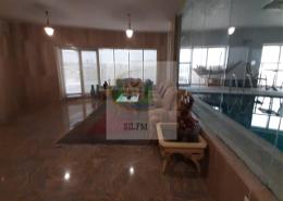 Penthouse - 2 bedrooms - 2 bathrooms for rent in Hamdan Street - Abu Dhabi
