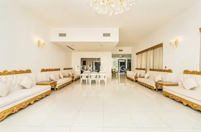 Villa - 4 Bedrooms - 6 Bathrooms for sale in Veneto - Dubai Waterfront - Dubai