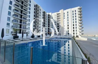 Apartment - 2 Bedrooms - 2 Bathrooms for sale in Waters Edge - Yas Island - Abu Dhabi