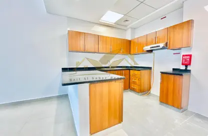 Apartment - 1 Bedroom - 2 Bathrooms for rent in Jumeirah Garden City - Al Satwa - Dubai