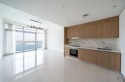 Apartment - 2 Bedrooms - 2 Bathrooms for sale in Beach Vista - EMAAR Beachfront - Dubai Harbour - Dubai