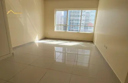 شقة - 2 غرف نوم - 2 حمامات للايجار في الممزر - الممزر - الشارقة - الشارقة