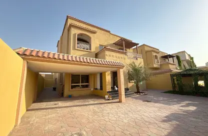 فيلا - 5 غرف نوم - 8 حمامات للبيع في 1 المويهات - المويهات - عجمان