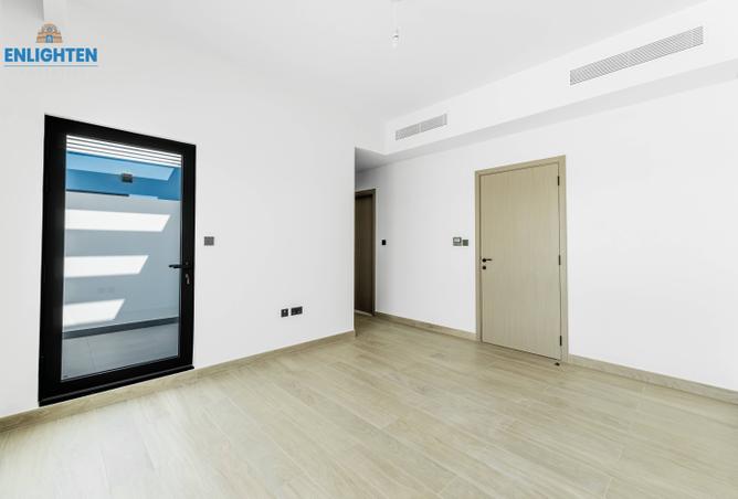 15351002 - Property Image 2
