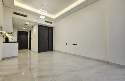 Apartment - Studio - 1 Bathroom for rent in Samana Golf Avenue - Dubai Studio City - Dubai
