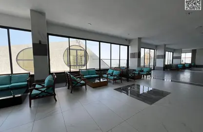 شقة - غرفة نوم - 2 حمامات للايجار في الراشدية 1 - الراشدية - عجمان