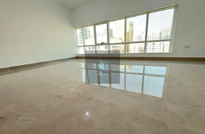 Apartment - 2 Bedrooms - 2 Bathrooms for rent in Hamdan Street - Abu Dhabi