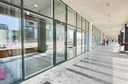 Retail - Studio for rent in AZIZI Riviera 40 - AZIZI Riviera - Meydan One - Meydan - Dubai