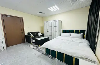 شقة - 1 حمام للايجار في مساكن كورنيش عجمان - طريق كورنيش عجمان - عجمان