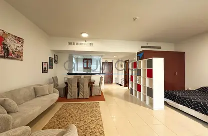 Apartment - Studio - 1 Bathroom for rent in Rimal 4 - Rimal - Jumeirah Beach Residence - Dubai
