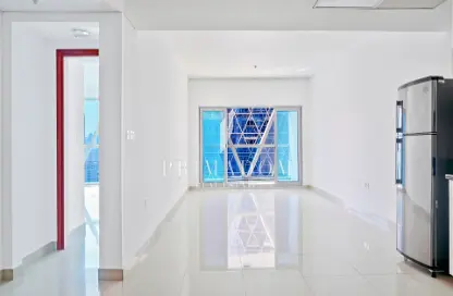 Empty Room image for: Apartment - 1 Bedroom - 2 Bathrooms for sale in Park Tower A - Park Towers - DIFC - Dubai, Image 1