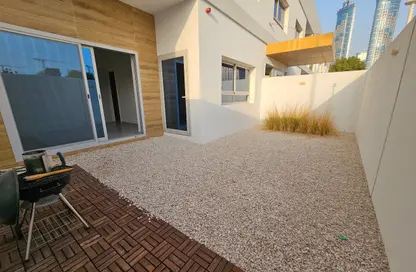 Apartment - 1 Bedroom - 2 Bathrooms for rent in Park Residences - Al Wasl - Dubai