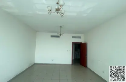 Apartment - 2 Bedrooms - 2 Bathrooms for rent in Corniche Tower - Ajman Corniche Road - Ajman