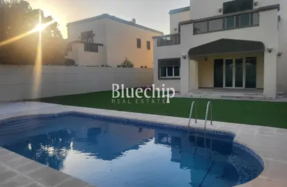 Villa - 4 Bedrooms - 5 Bathrooms for rent in Regional - Jumeirah Park - Dubai